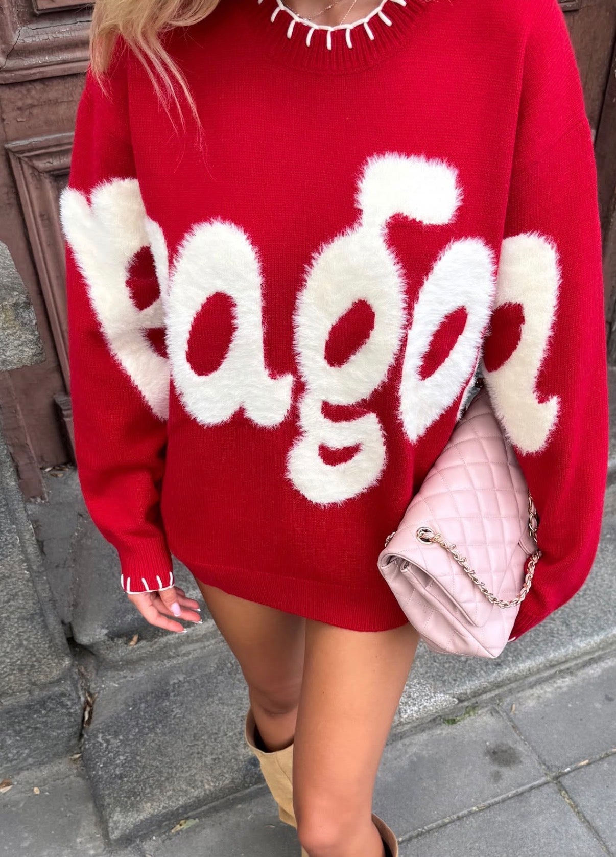 The “FRAGOLA” knitted sweater